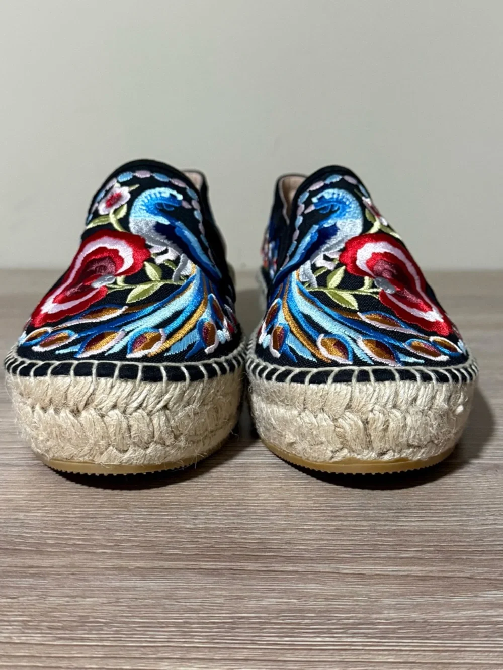 Johnny Was Isaac Peacock Floral Embroidered Espadrille size 39